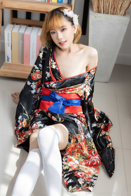 2667x4000 f997bfaefdc327ce79dacc817c4d1949