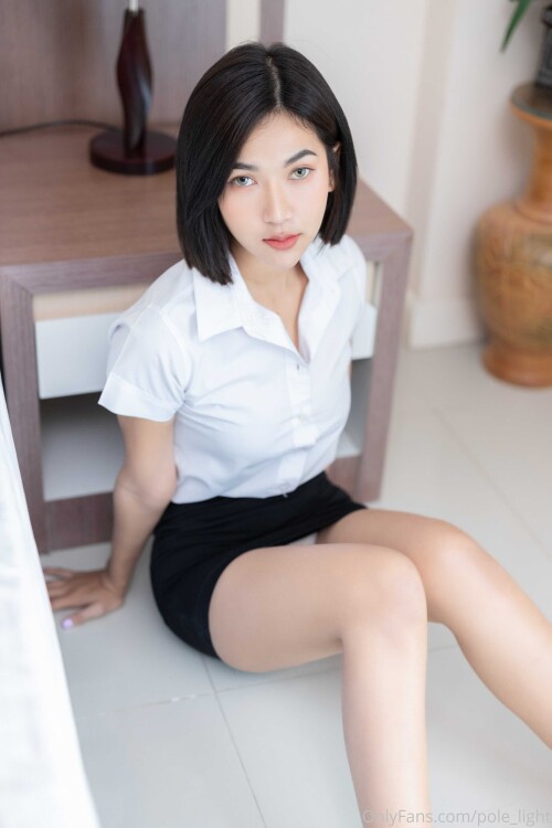 2667x4000 2672cb485869855e679ac8a6f232a04b