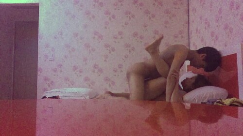 어린커플 머리에 묻었지 색보정 및 화질업.mp4 000411458 768x432
