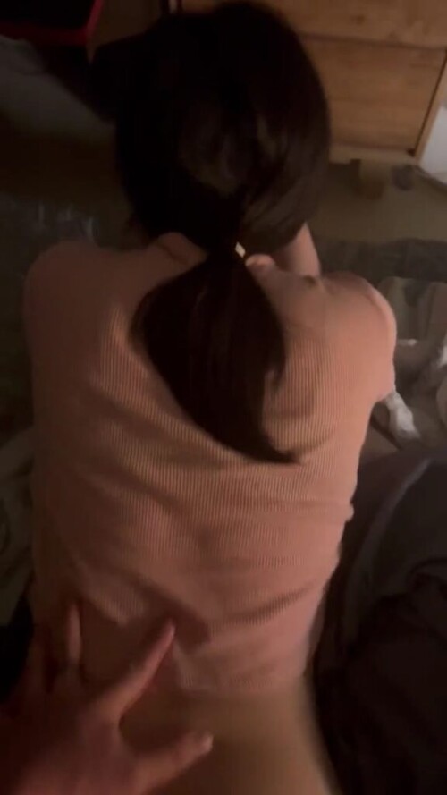 안 찍으면 벗을게녀 4.mp4 000094480 576x1024