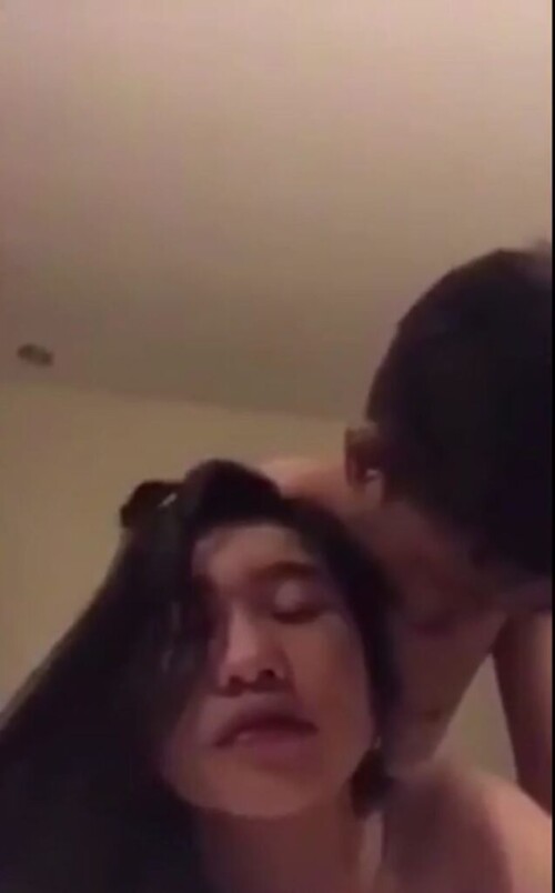 chn25122808.mp4 000216833 637x1024