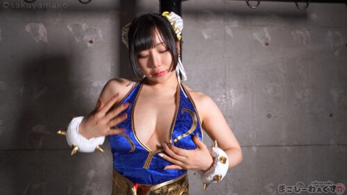 Fansly sakuya mako COS Chun Li and Mai Shiranui.mp4 snapshot 00.00.16.092