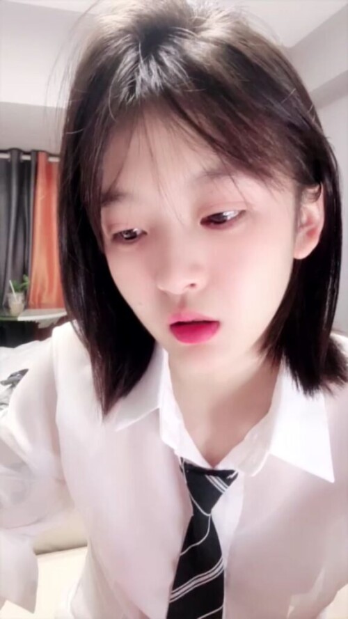 1.mp4 000151720 576x1024