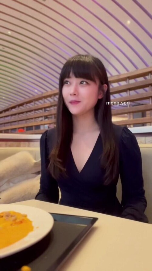 614245764992d936864353c576a0d7da 1080p.mp4 000059833 576x1024