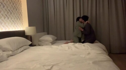 고려대 안암캠퍼스 커플.mp4 000130833 1024x576