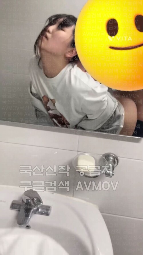 지하철 화징실 딥오럴 후 머리채잡고 뒤치기.mp4 000638804