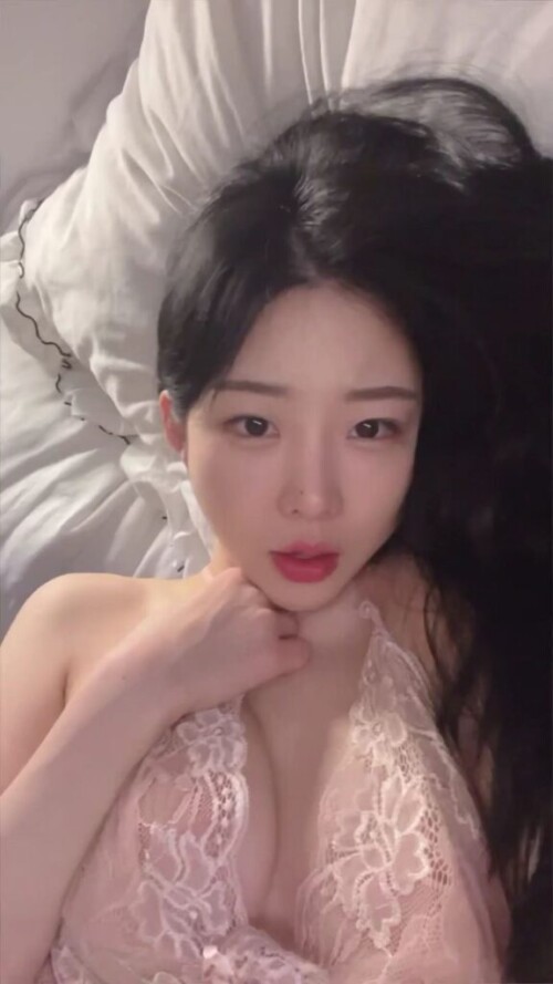 video 2.mp4 000000200 576x1024