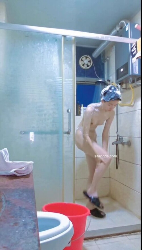 5.avi 000240073 582x1024
