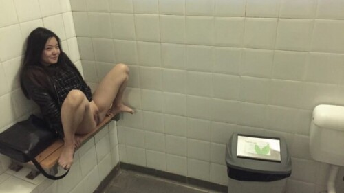공중 화장실에서 따먹히는 유학생 제니.mp4 000786606 768x432