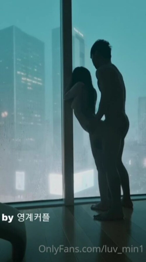 고층건물 실루엣 섹스.mp4 000160223 574x1024