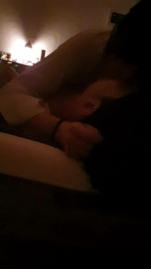 건마년 꼬셔서 따막고 촬영.mp4 000209968 576x1024