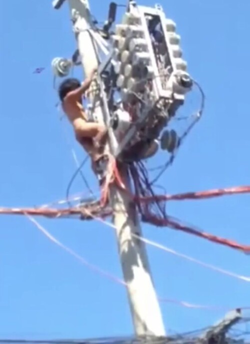 chn26050604.mp4 000125303 743x1024