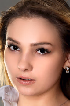 metart-adele-luce-AB5E6BC148D47294A98FB91CDD1135AF.avif