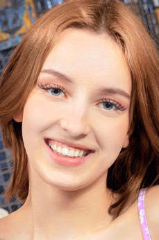 metart-aruna-41B18A081257B4D429E4C55AA974AAC4.avif