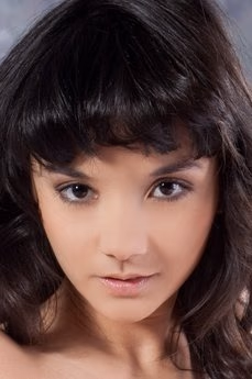 metart-bettina-a-69438AF8482E1A75E5C778397666F7D5.avif