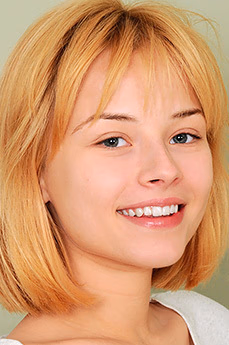 metart-bianca-bell-D6D94730612E166469F4B821E81A022F.avif