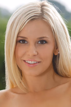 metart-dido-a-25E82AF6D7303F21A758EEEE0B5B7BAB.avif