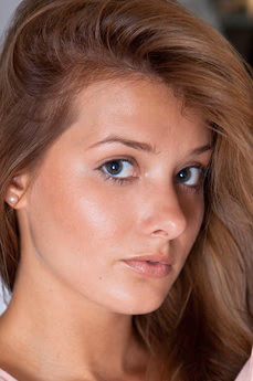 metart-edwige-a-75887C860117F75225F95735E6989E39.avif