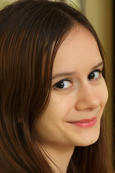 metart-eiby-shine-255BAF1982A92314A5594BDA2F3D7D16.avif