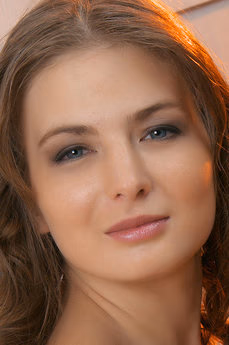 metart-kate-e-4A4658DDE9197A44F9537BABC7B90717.avif