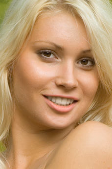 metart-katerina-b-66F0E3FFBE5A3D7EDEE99562F264040E.avif