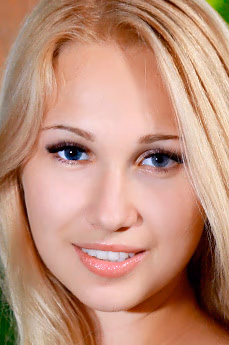 metart-kendell-AC7AF767596980242962B48BAB63561E.avif