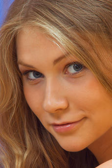metart-kessie-a-D2048B7C76ADB9C47196AB28D766A64B.avif