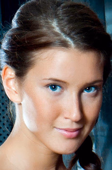 metart-kira-j-25318C2C2537BC83DD088C9F879DA74B.avif