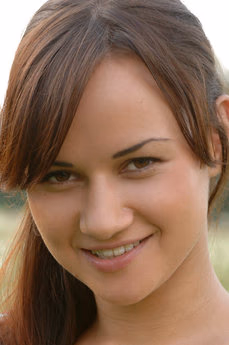 metart-ksena-a-075BD546667823FF52E9FE3AA158FE58.avif