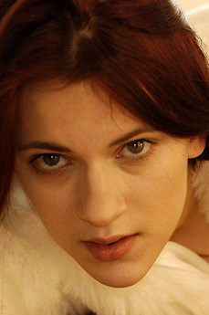 metart-kyra-EEF07A89BCBB24AECF263383F4FC7708.avif