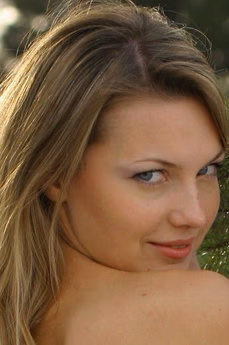 metart-lana-a-3A2620E826C594803FEF29E75A8BA976.avif