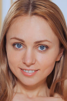 metart-lenayna-2D362852F4D8BD04E5623BBE1F7280DD.avif