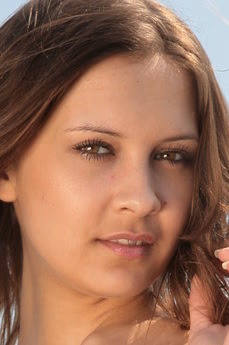 metart-lina-g-ED13CF914924E879374D87CCADE00DA1.avif