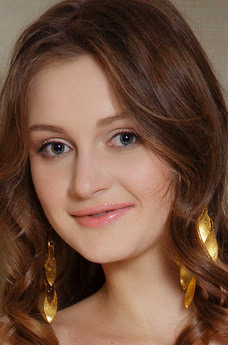 metart-linessa-76FE5C424763C6949588D9C766FB7B02.avif