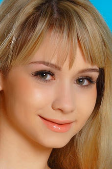 metart-monika-d-114B4D569F400F70527EBCAFAFEA7EBE.avif