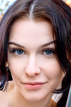 metart-morticia-2D2E5DA13EEE2CE4110B83BBBC808586.avif