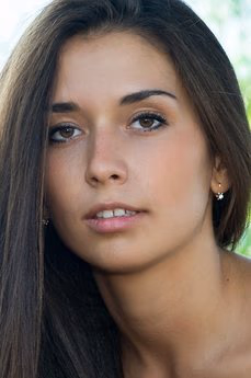 metart-nadira-a-6C66890312A74924894A7FBD975C2CBB.avif