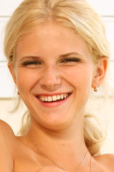 metart-nally-a-798210EE5E8EBDA10788BB6EEEC2EF36.avif
