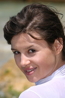 metart-riana-a-42045C2FF55D835D8C22486F27B1FC4F.avif