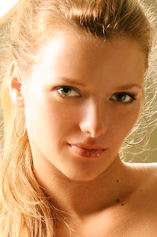 metart-sabine-a-A6178ECC21A5FA152A3C23F5F3A6F6EA.avif