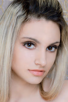 metart-salma-c-82B9EDD2B06E0D740571993F4BD459F2.avif