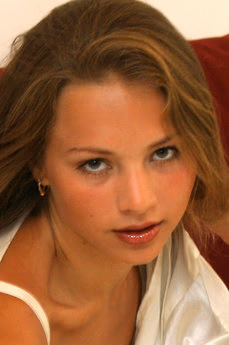 metart-sandra-b-7508612966F77BA424F95DD566DD8542.avif