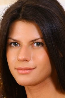 metart-sandra-g-9D4AFECC2AB637759A3B9FA856EDDC7C.avif