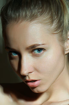 metart-sheana-8A2F9198E710C0C4D106C16A351F7DAA.avif