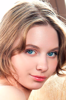 metart-siya-B4DADA88C60D0BB4511C711C63B4CF30.avif