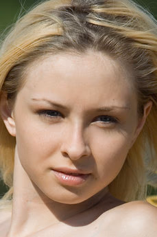 metart-sophy-a-F26C1EB9F1507D45D59B5F788B2C34E0.avif