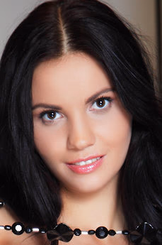 metart-stacie-a-81EA99A306706384DDF31FD04F6F6F42.avif