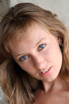 metart-tati-a-2C9B97A470611C2E2602513977E8F286.avif