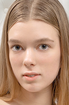 metart-tuva-C592D09EA8F80664FD94EAC3346D9935.avif
