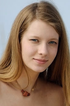 metart-valentine-a-0B30BF584B53E0E14AC12222E2EB6CB1.avif